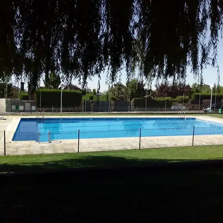 Acogedor En Otero De Herreros!!! بيت للعطل